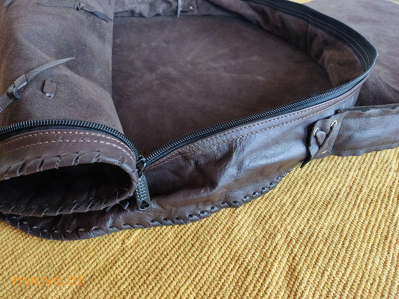 ledertasche-miraya-3